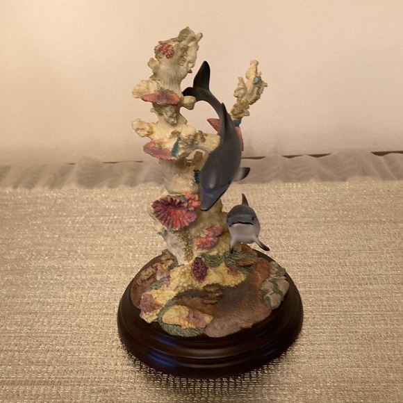 Lenox Dolphins of Rainbow Reef 1998 Figurine - Picture 2 of 9
